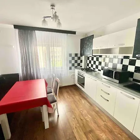 New Stylish Urban With Modern Comforts Apartment *