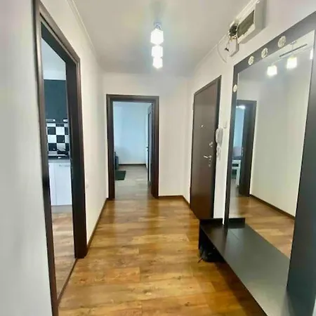 New Stylish Urban With Modern Comforts Apartment Bucharest